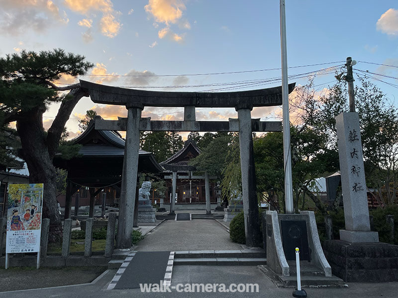 鶴岡　荘内神社