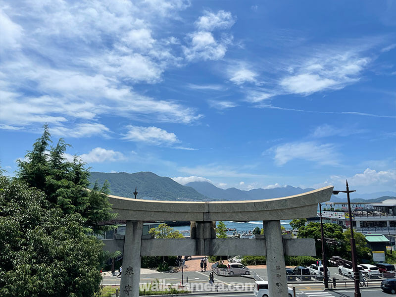 亀山八幡宮から見る関門海峡の景色