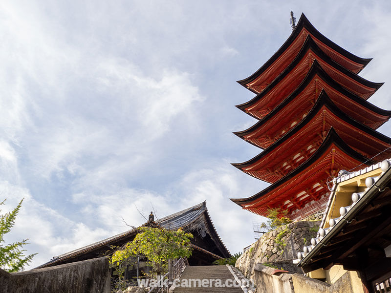 厳島神社　五重塔