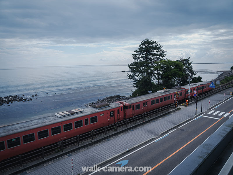 道の駅「雨晴」　氷見線