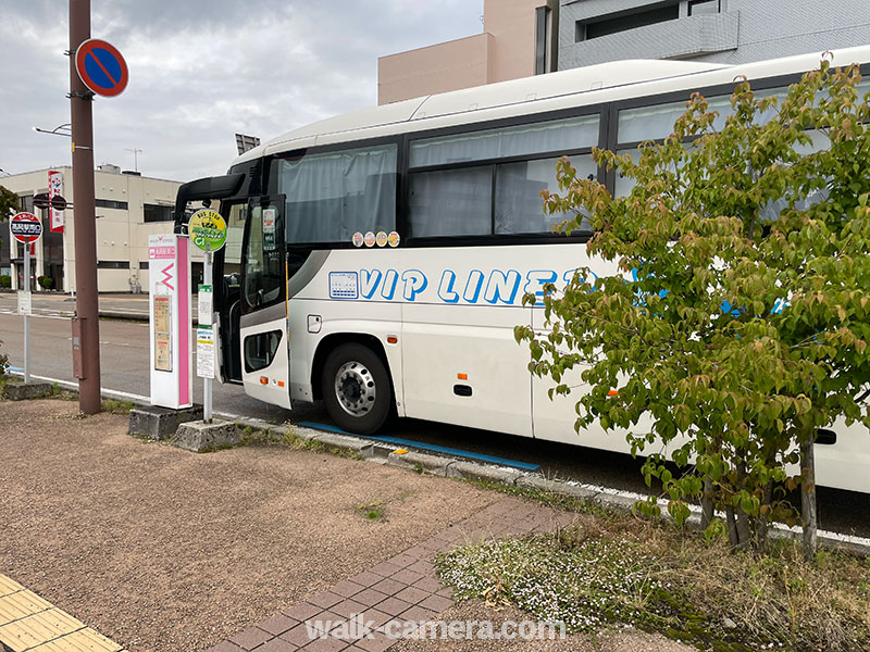 夜行バス「VIPライナー 富山・金沢便」　富山県高岡駅