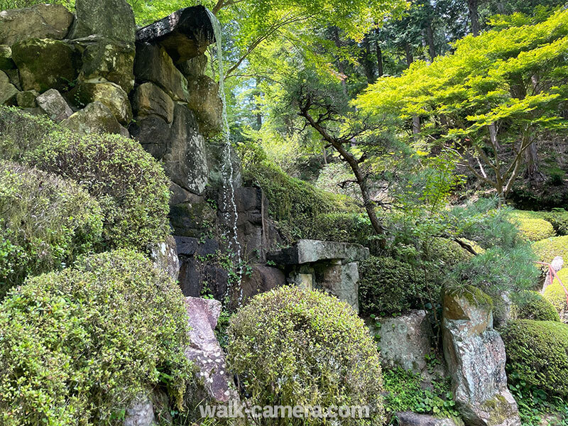 石山寺　無憂園　滝