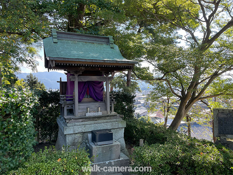 丸岡城 雲井龍神