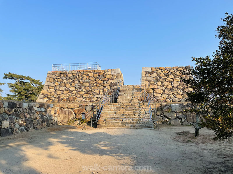 高松城（玉藻公園）本丸跡・天守台跡