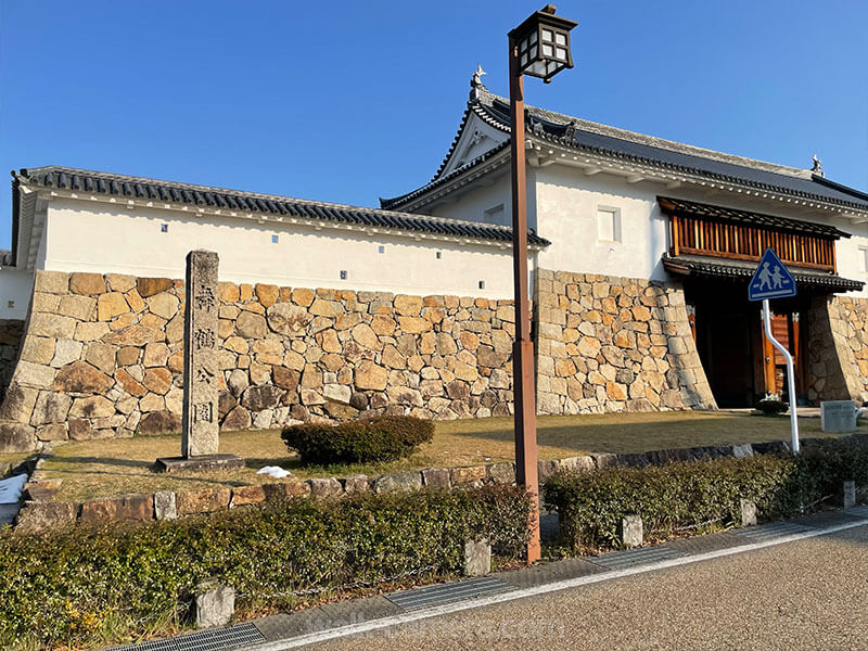 田辺城（舞鶴公園）の城門