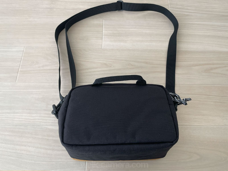 OUTDOOR PRODUCTS カメラショルダーバッグ03 2.5L ショルダーストラップ
