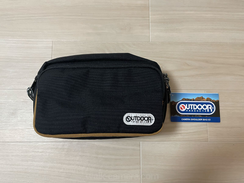 OUTDOOR PRODUCTS カメラショルダーバッグ03 2.5Lをブログでレビュー