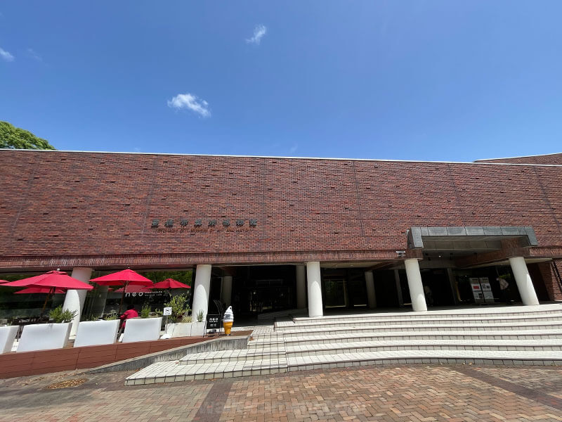豊橋市美術博物館