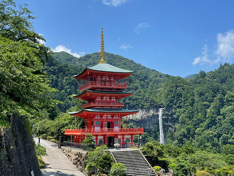 熊野那智大社と青岸渡寺