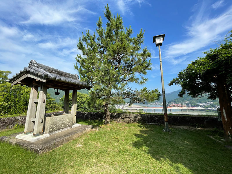 新宮城跡（丹鶴城公園）本丸跡の見どころ