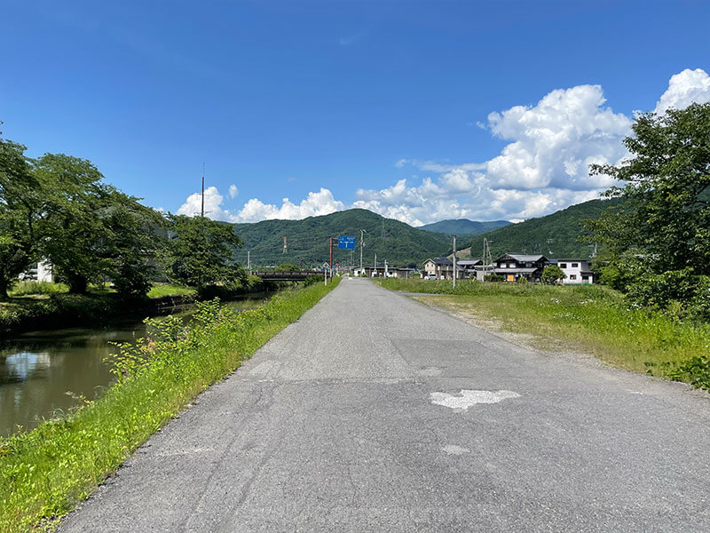 余呉湖観光館から余呉駅への道のり