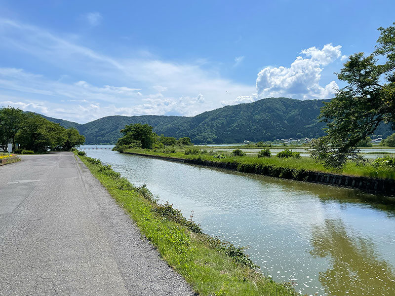 余呉湖散策 余呉導水路