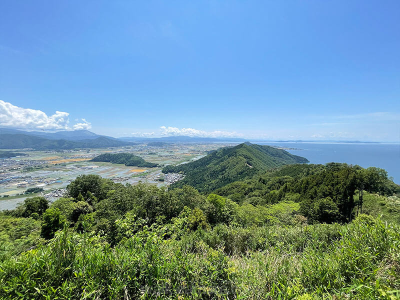 余呉駅から賤ヶ岳登山道を山頂までハイキングした時の流れや感想についてのまとめ