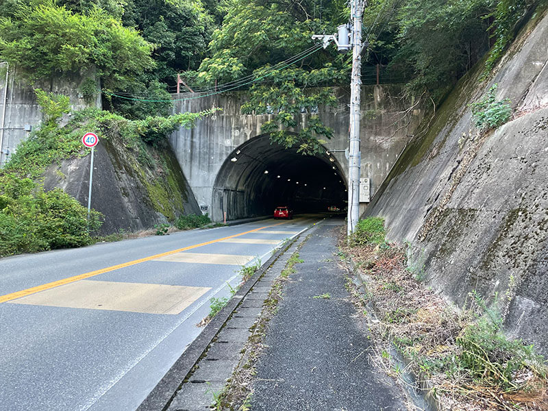 バス停から一庫ダムへの徒歩での行き方