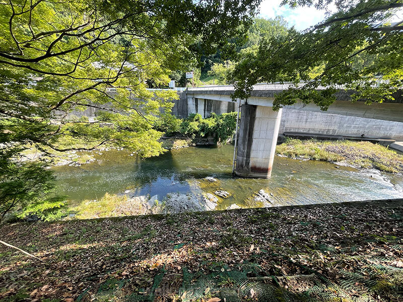 一庫上ノ畑公園から見る一庫大路次川